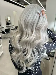 全体1ブリーチ＋オン（カラーケアブリーチ付）¥18300【透明感+艶のあるフルブリーチクーポン】