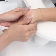 ハンドマッサージ