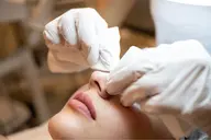 エクストラクションで角栓、黒ずみゴッソリ取り除く‼️毛穴エクストラクションコース