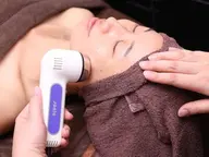 🌟表情筋と細胞活性修復ケア🌟EMSで「お顔の筋活」とマイクロカレントで細胞活性とソニックでの細胞修復でより効果UP。