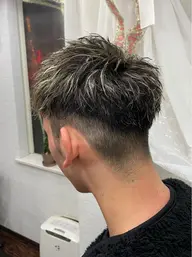 ミニモ限定❗️メンズカット+ホワイトメッシュカラー✨