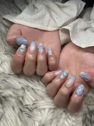 ジェルネイルやり放題✨持ち込みデザインOK🙆‍♀️