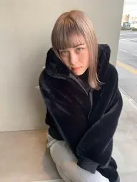 《土日、祝日も使える🎡》ケアブリーチダブルカラ【1ブリーチ＋カラー】