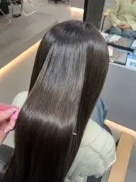 【平日限定‼️】前髪カット＋うる艶ケアカラー🎀