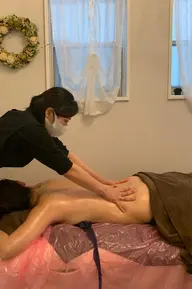 お身体のメンテナンス✨全身ボディコース1番人気⭐️オールハンドでゆっくり癒されたい人✨ホルミシスマット発汗ヘッドスパ付き