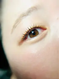 4dflow🕊️まつげパーマ　ラッシュリフト🌟自まつ毛のダメージを最小限に予防するからパーマ持ちもup◎