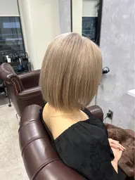 👾ブリーチリタッチ＋カラー＋トリートメント👾コテ巻き付き