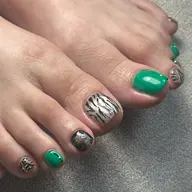 🌈    足元こそ個性を出したい方に♪【フットフルアートコース】通常8,900円