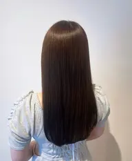 自然な艶髪へ🌿.∘全体縮毛矯正💫もう広がりうねり髪では悩まない😌超サラサラのストレート髪へ🫧