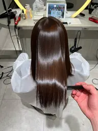 巻ける地毛風ストレート＋カット