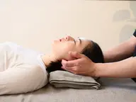 【🎉OPEN1周年🎉】小顔矯正。首と背中への施術付き