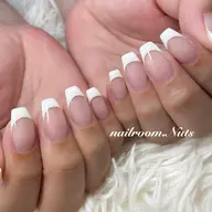 初回他店オフ無料✨Hand【シンプルコース】◎フレンチ（ラメライン別途）