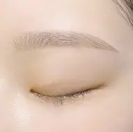 美眉アイブロウWAXスタイリング