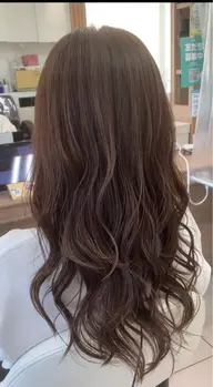 ❣️白髪ぼかしハーフハイライト+カット+トリートメント❣️🍬