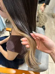 《　さりげない個性をプラス　》💞インナーカラー・イヤリングカラー＋1step treatment💞