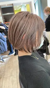 ✨イルミナカラー＋最高級トリートメント✨お持ち帰り用トリートメントプレゼント🎁🩷