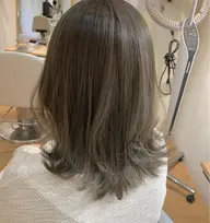 ＊ダメージレスに透明感UP❗️ハイライト＋イルミナカラー💕