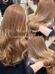 【🎓✨🌸脱黒髪卒業U22限定㊗️🎉】🤎ケアブリーチ使用✨+うる艶カラー+髪質改善トリートメント🫧🚪