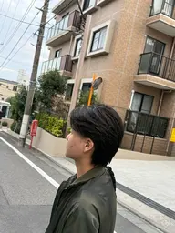 メンズカット、顔剃り、シャンプー