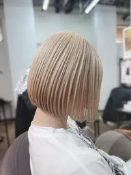 【Wカラー】ブリーチ(リタッチまたは全頭)＋カラー