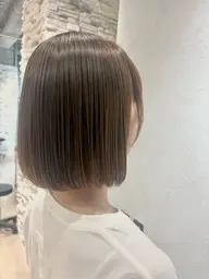 カット＋艶カラー