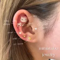 SNSで話題沸騰中✨4月3名様限定⭐️耳ツボジュエリー👂🏻💎10粒(片耳5粒)