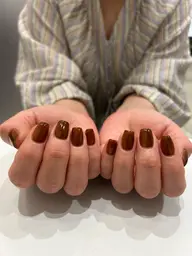 ワンカラーで仕上げるシンプルネイル♡【オフ無】