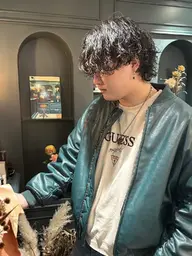 🌟メンズカット+スパイラルパーマ+自社開発トリートメント🌟