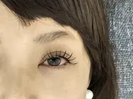 【 オフ無料/束感仕上げ付 】最軽量フラットラッシュ90分つけ放題150本迄￥6500＋指名料¥300