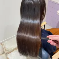 サラツヤ髪に✨カット＋縮毛矯正