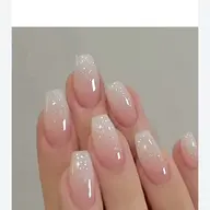⚠急遽4月20日㈪朝10時〜　※白グラデーションネイル　モデルさん💅