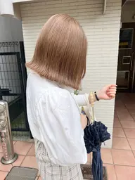 【🧸ミルクティーベージュ系🧸】✨ミルクティーベージュブリーチカラー➕カット➕プレミアムトリートメント✨