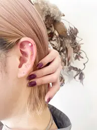 今話題の耳つぼジュエリー両耳14粒