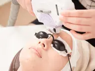 乾燥•くすみ対策！【お顔まるごと脱毛＋保湿うるつやパック付✨】¥3000 口コミをしていただけるお客様は2回目も同価格♪