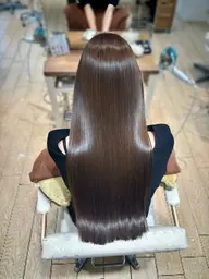 【日、火夜限定🫧】美髪縮毛矯正➕最高峰髪質改善トリートメント🩵