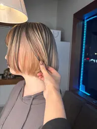💘カット➕ブリーチ➕カラー➕トリートメント💇‍♀️🩵別途ロング料金有