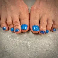 〖平日限定〗フット🦶ワンカラー/ラメグラ🩵¥5,500- 《ソフトジェルオフ無料》