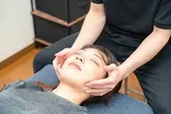 【1日5名限定】[デスクワークの方に人気♪]　姿勢矯正×ヘッドマッサージ　￥8,000→￥1,500