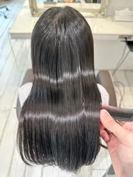 【艶髪縮毛矯正】艶髪縮毛矯正(施術時間目安120分​〜​180分)⚠️最終受付17:00