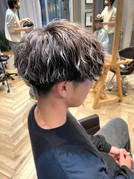 🌈SNS流行🌈メンズカット&ツイストスパイラルパーマ&最高級トリートメント