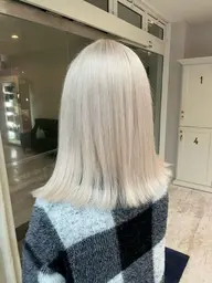 ケアブリーチ使用！ダブルカラー Ｌ＋2200円LL＋4400円