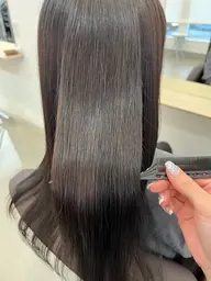 髪質改善【ボリュームを抑えサラツヤになる】髪質改善トリートメント👗