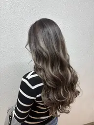 今っぽ大変身🫶立体ハイライト＋透明感カラー＋集中ケアTr🫧