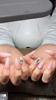 リニューアルOpen記念❗️激安🥹ワンカラー+長さ出し10本→2500円🎀