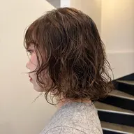 レディースパーマ＋カット+内部補修トリートメント✨️✨️✨️