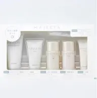 ベッドで癒しの超音波エステ2回💆‍♀️自宅で使えるエイジングケアシリーズスキンケアセット(23100円分付き)