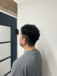 ＜男性限定＞ メンズカット+うる艶カラー ¥ 1500