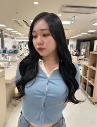 【学生限定！】メンテナンスカット＋脱黒染め！透明感暗染カラー🤎🖤🩶　6600円→5280円　ミニモ学割