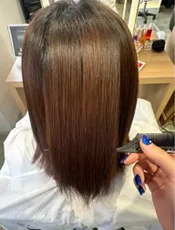 🫧縮毛矯正🫧   5～10センチ程のリタッチ矯正  ※再来の方のみ
