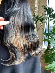 イヤリングカラー➕コアミートリートメント🐠🪸「イヤリングカラーブリーチ➕全体カラー🌟」